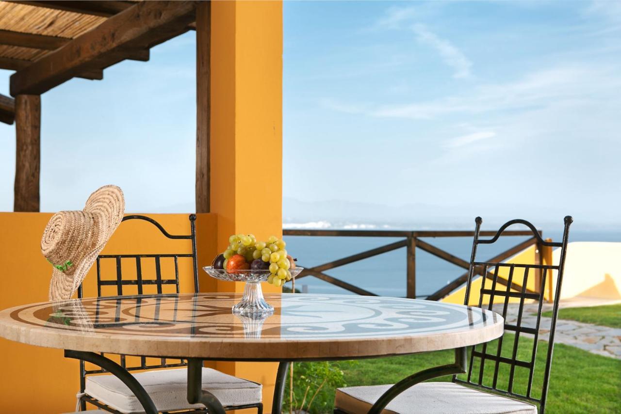 Punta Falcone Resort Santa Teresa di Gallura Esterno foto
