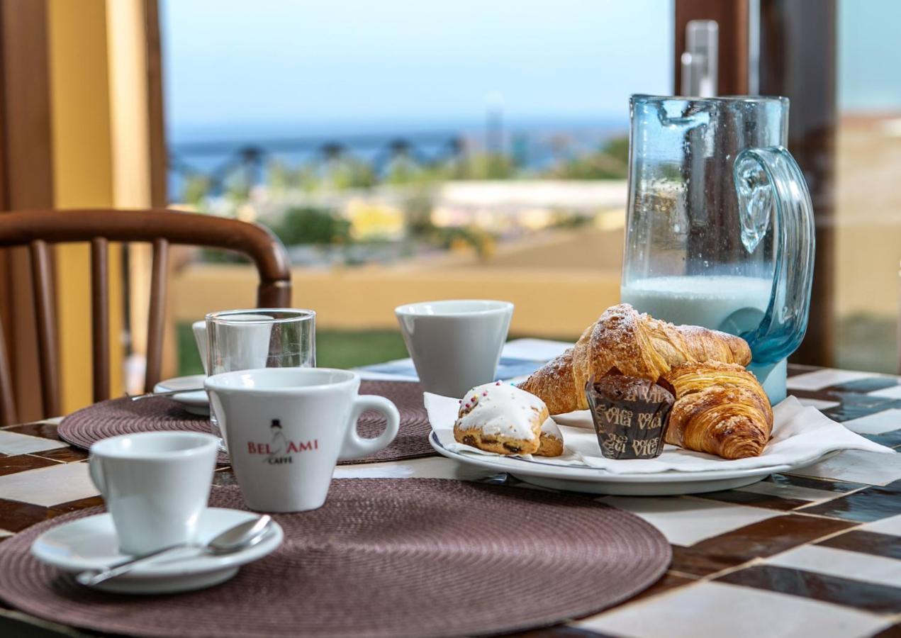 Punta Falcone Resort Santa Teresa di Gallura Esterno foto