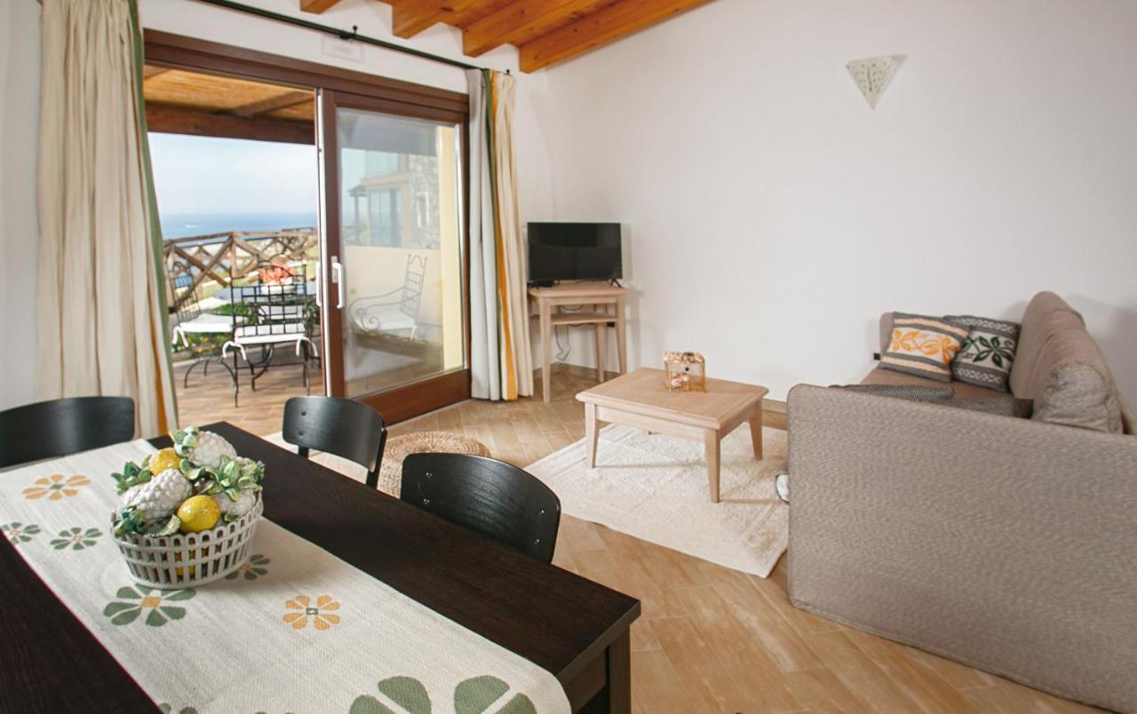 Punta Falcone Resort Santa Teresa di Gallura Esterno foto