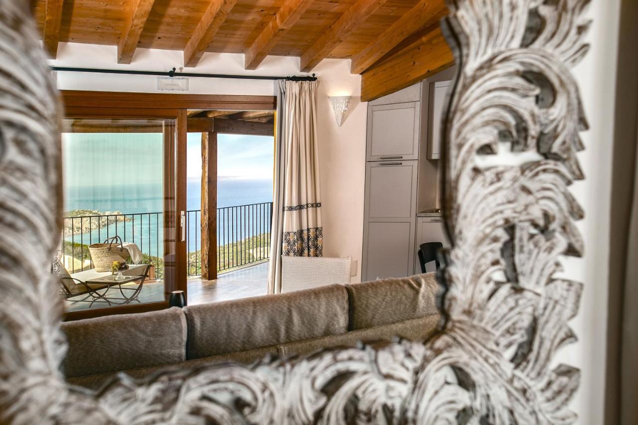 Punta Falcone Resort Santa Teresa di Gallura Esterno foto